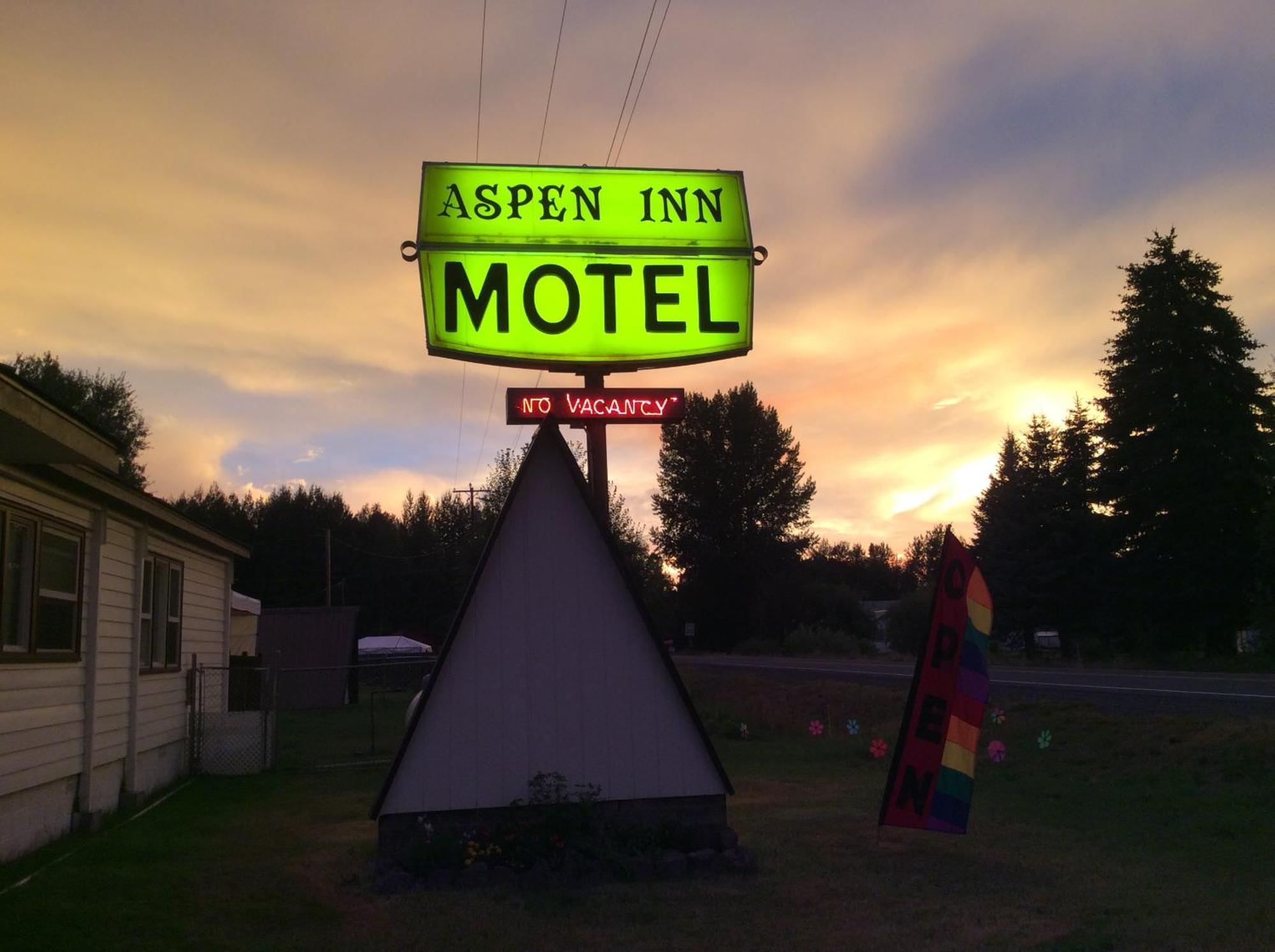 Aspen Inn Fort Klamath Exterior foto